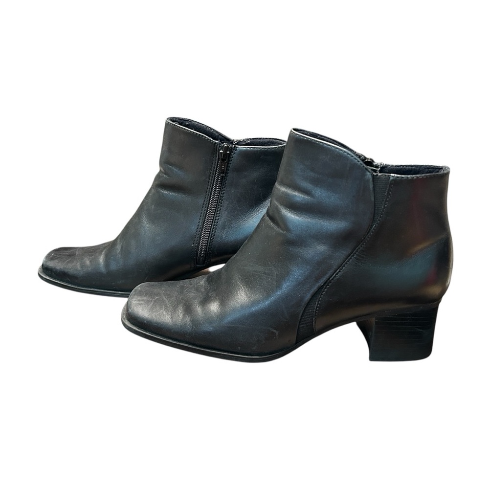 Covington 9 1/2M Women’s Black Ankle Boots